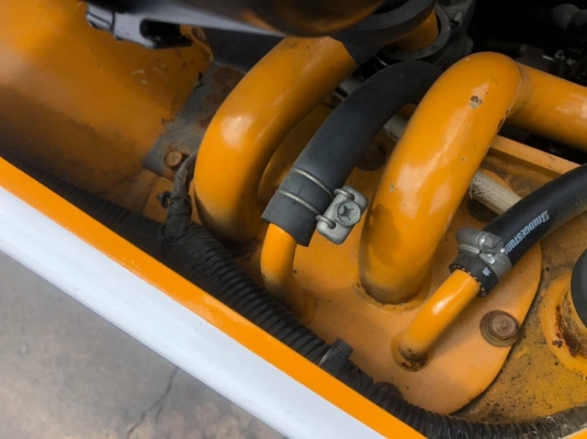 ขายรถตักยางพาราตักทะลายปาล์ม