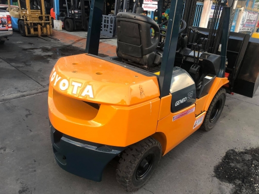 ขายรถตักยางพารา330000บาทพร้อมใช้งาน