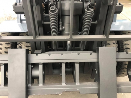 ขายรถตักยางพาราตักทะลายปาล์มตักของเก่าตักข้าวและตักหินตักทราย