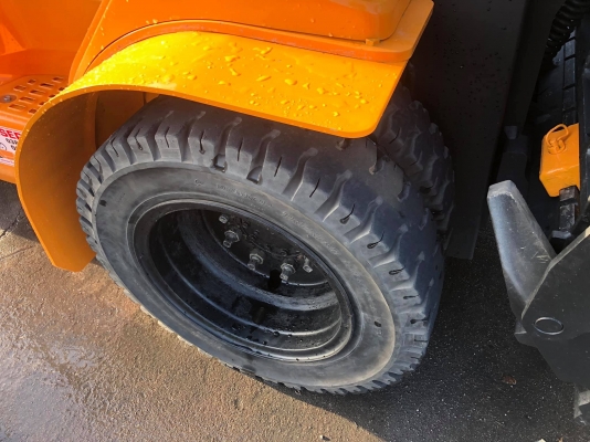 ขายรถตักยางพาราตักทะลายปาล์มเรื่องรถตักลานยางลานปาล์มเราเชี่ยวชาญ