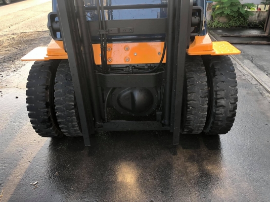 ขายรถตักยางพาราตักทะลายปาล์มเรื่องรถตักลานยางลานปาล์มเราเชี่ยวชาญ