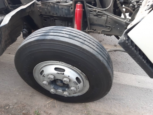 รถบรรทุก ISUZU NPR71 150 แรง ปี 49 กระบะยาว 5 เมตร