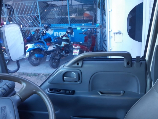 รถบรรทุก ISUZU NPR71 150 แรง ปี 49 กระบะยาว 5 เมตร