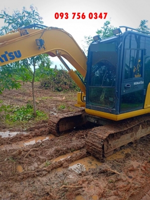 ขายรถแบคโฮ KOMATSU PC 70-8 เอกสารใบแจ้งจำหน่าย 4,8XX ชม.ราคา 1,110,000 บาท
