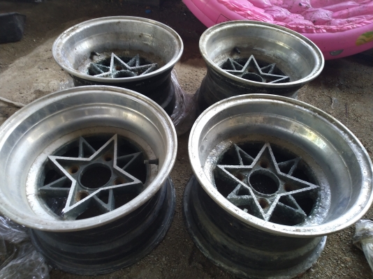 แม็กผ่าขอบ13