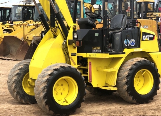 ขายรถตักล้อยาง CAT 903B (เทียบเท่า WA50) แขนยาวพิเศษ นำเข้าเองจากญี่ปุ่น สภาพพร้อมใช้ มีVDOการทำงานครับ