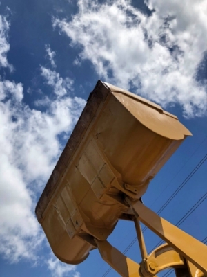 ขายรถตักล้อยาง CAT 936E นำเข้าเองจากญี่ปุ่น สภาพสวยพร้อมใช้ มีVDOการทำงานครับ