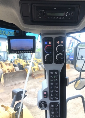 ขายรถตักล้อยาง CAT 950K ปี 2014 นำเข้าเองจากญี่ปุ่น สภาพพร้อมใช้ มีVDOการทำงานครับ