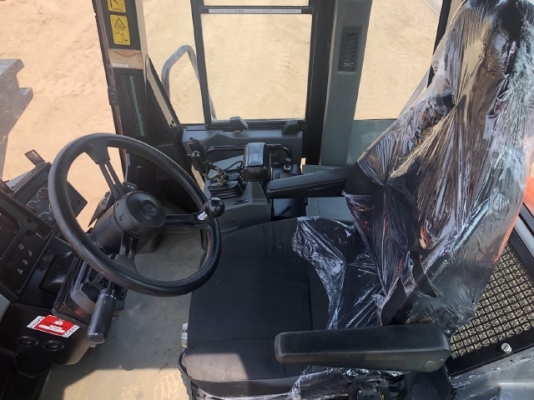 ขายรถตักล้อยาง CAT 962G นำเข้าเองจากญี่ปุ่น สภาพสวยพร้อมใช้ มีVDOการทำงานครับ