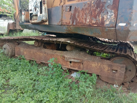 ขายKOMATSU PC200-3 มี2คันขายตามสภาพราคาคันละ 300,000