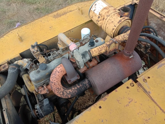 ขายKOMATSU PC200-3 มี2คันขายตามสภาพราคาคันละ 300,000