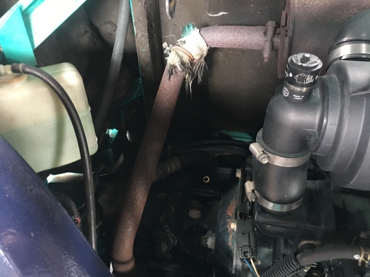 ขาย รถขุดเล็ก Komatsu PC27R-8  สภาพสวย สนใจติดต่อ 0874880101 Line ID: Kongniwatsiri