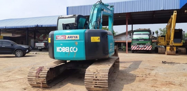 Kobelco SK135 YY02 ไฟฟ้าครบแอร์เย็น ช่วงล่างสวย เล่มทะเบียน เจ้าของขายเอง Kobelco SK135 YY02 ไฟฟ้าครบแอร์เย็น ช่วงล่างสวย เล่มทะเบียน เจ้าของขายเอง
