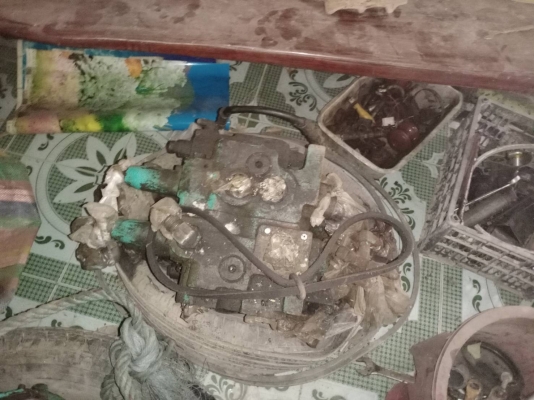 ขายKOBELCO SK200-V ธรรมดาเอกสารอินวอย มีเครื่อง มีปั้ม แพคอลโทรล โซ่พร้อมแผ่น1ข้าง ตัวเดินเสีย1ข้าง