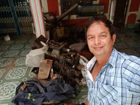 ขายKOBELCO SK200-V ธรรมดาเอกสารอินวอย มีเครื่อง มีปั้ม แพคอลโทรล โซ่พร้อมแผ่น1ข้าง ตัวเดินเสีย1ข้าง