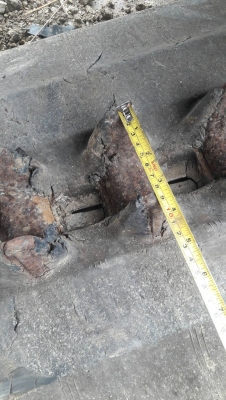 ขายแทรคยางจำนวน 74 ข้อ(แบบฟันหมา) สำหรับใส่กับรถดั้มตีนตะขาบ สินค้าเก่านอกสภาพดี ขายแทรคยางจำนวน 74 ข้อ(แบบฟันหมา) สำหรับใส่กับรถดั้มตีนตะขาบ สินค้าเก่านอกสภาพดี