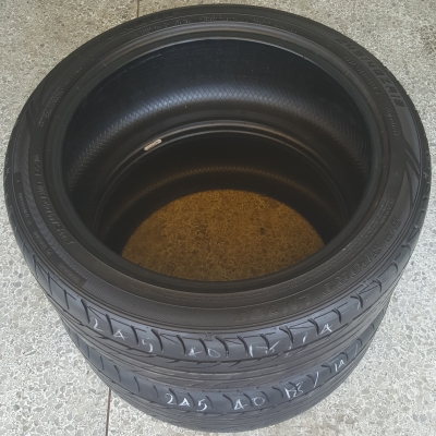 ยาง245/40-18 Dunlop LM704 ปี14 มี2เส้น เส้นละ1200 โทร 0859110165  025387814 อยู่ลาดพร้าว67/2