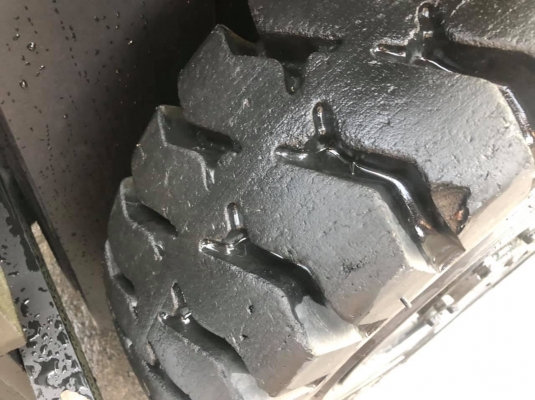 ขายรถตักยางพาราตักของเก่าตักพลาสติกขาย250000บาท