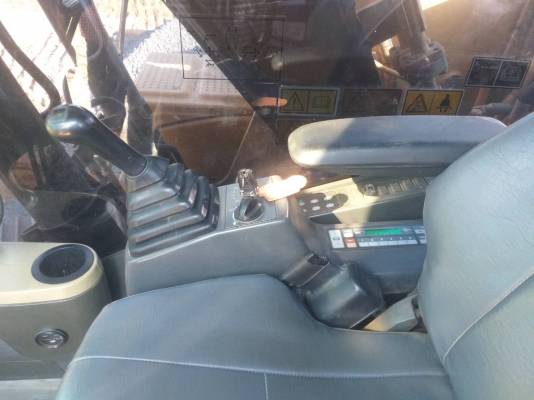 ขาย CAT 315DL รถใช้งาน 6&times;&times;&times; กว่าชั่วโมง สภาพสวยๆ เดิมๆทั้งคัน ระบบแน่นๆ เอกสารเล่มทะเบียน โซ่หนาทั้งสองข้าง ยืนตักส่วนมากครับ ช่วงล่างสวยจัด สนใจสอบถาม 093 0764943  K ตั้ม