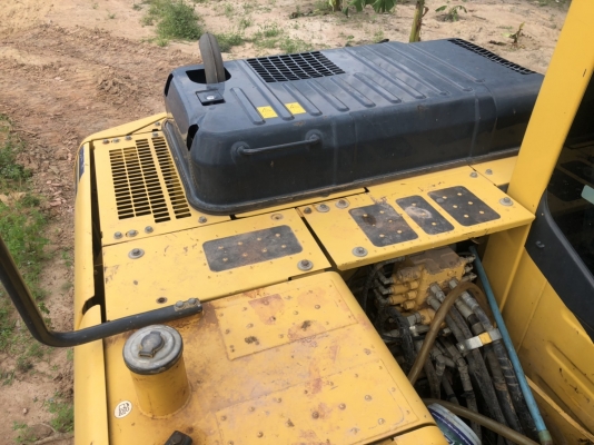 ขายดาวน์แบคโฮ KOMATSU PC 130-8 ทำงาน 5717ชั่วโมง สวยเดิม สนใจโทร 081-970-1072