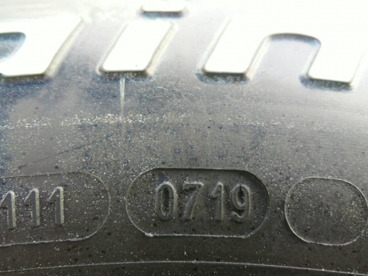 ขายแม็กใหม่ 6รู 9ออฟ0 พร้อมยาง BF 265/75R16 U.S.A ปี19 ชุดละ 32900 บาท ราคานี้มีชุดเดียวครับ