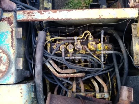 ขายรถแบคโฮ KOBELCO SK07-// HDL มีที่ปรับคอลโทรล ไม่มีเครื่องยนต์อย่างเดียว ราคา 180000 ขายรถแบคโฮ KOBELCO SK07-// HDL มีที่ปรับคอลโทรล ไม่มีเครื่องยนต์อย่างเดียว ราคา 180000