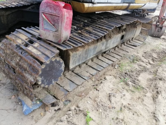 ขายHITACHI EX200-2 ระบบไฟแม๊กปั้มเครื่องเพิ่งทำมาใหม่ราคา 300,000