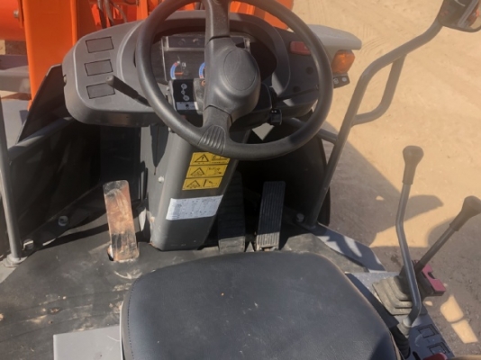 ขายรถตักล้อยาง HITACHI ZW50 ปี 2012 (3,XXX ชั่วโมง) นำเข้าเองจากญี่ปุ่น สภาพสวยพร้อมใช้งาน มีVDOการทำงานครับ