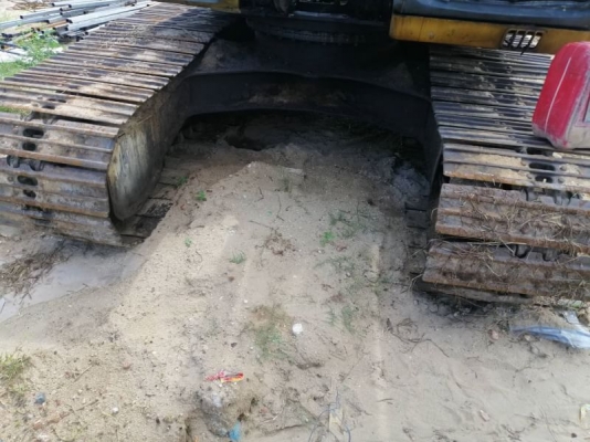 ขายHITACHI EX200-2 ระบบไฟแม๊กปั้มเครื่องเพิ่งทำมาใหม่ราคา 300,000