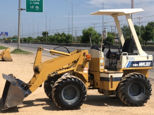 ขายรถตักล้อยาง KOMATSU WA30-2 (4XX ชั่วโมง) นำเข้าเองจากญี่ปุ่น สภาพสวยพร้อมใช้งาน มีVDOการทำงานครับ