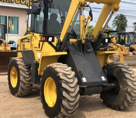 ขายรถตักล้อยาง KOMATSU WA100-5 นำเข้าเองจากญี่ปุ่น สภาพสวยพร้อมใช้งาน มีVDOการทำงานครับ ขายรถตักล้อยาง KOMATSU WA100-5 นำเข้าเองจากญี่ปุ่น สภาพสวยพร้อมใช้งาน มีVDOการทำงานครับ
