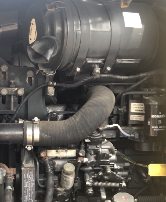 ขายรถตักล้อยาง KOMATSU WA100-5 นำเข้าเองจากญี่ปุ่น สภาพสวยพร้อมใช้งาน มีVDOการทำงานครับ ขายรถตักล้อยาง KOMATSU WA100-5 นำเข้าเองจากญี่ปุ่น สภาพสวยพร้อมใช้งาน มีVDOการทำงานครับ