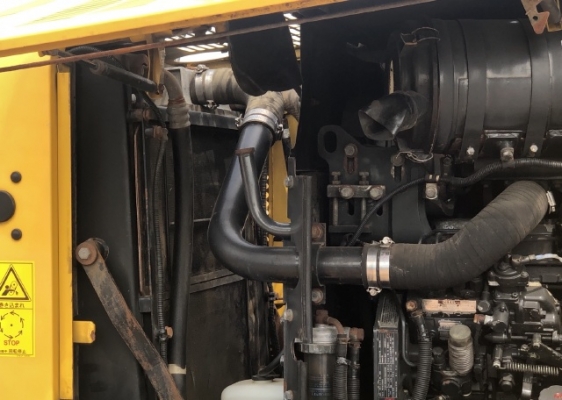 ขายรถตักล้อยาง KOMATSU WA100-5 นำเข้าเองจากญี่ปุ่น สภาพสวยพร้อมใช้งาน มีVDOการทำงานครับ ขายรถตักล้อยาง KOMATSU WA100-5 นำเข้าเองจากญี่ปุ่น สภาพสวยพร้อมใช้งาน มีVDOการทำงานครับ