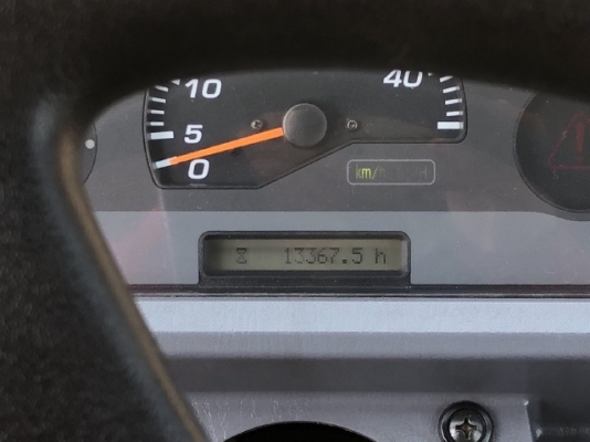 ขายรถตักล้อยาง KOMATSU WA100-5 นำเข้าเองจากญี่ปุ่น สภาพสวยพร้อมใช้งาน มีVDOการทำงานครับ ขายรถตักล้อยาง KOMATSU WA100-5 นำเข้าเองจากญี่ปุ่น สภาพสวยพร้อมใช้งาน มีVDOการทำงานครับ