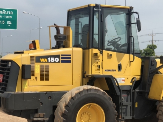 ขายรถตักล้อยาง KOMATSU WA150-5 นำเข้าเองจากญี่ปุ่น สภาพสวยพร้อมใช้งาน มีVDOการทำงานครับ ขายรถตักล้อยาง KOMATSU WA150-5 นำเข้าเองจากญี่ปุ่น สภาพสวยพร้อมใช้งาน มีVDOการทำงานครับ