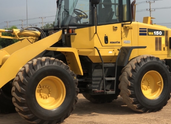 ขายรถตักล้อยาง KOMATSU WA150-5 นำเข้าเองจากญี่ปุ่น สภาพสวยพร้อมใช้งาน มีVDOการทำงานครับ ขายรถตักล้อยาง KOMATSU WA150-5 นำเข้าเองจากญี่ปุ่น สภาพสวยพร้อมใช้งาน มีVDOการทำงานครับ