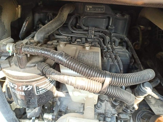 ขายKOMATSU PC30MR-3. เก่านอกแท้  เดิมๆๆ  สภาพสวย ผานสไลด์ได้  เครื่องปั๊มแห้ง พร้อมใช้  โทร 089-3818694  จ๊อย