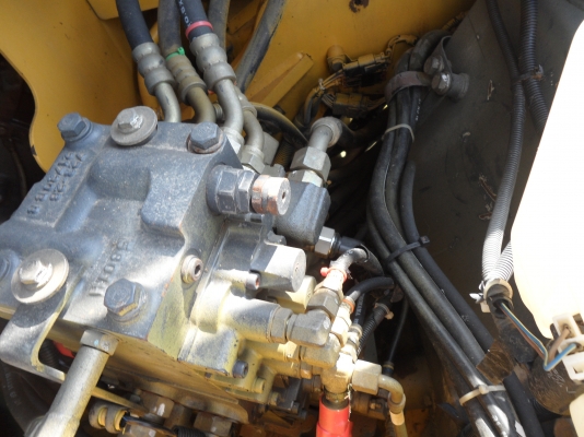 PC78us-6no KOMATSU @650,000บาท  ปั้มแรงสถาพดีพร้อมใช้งาน เอกสารอินวอยสนใจคลิ๊ก ☎ 081-989-1989 หรั่งครับ