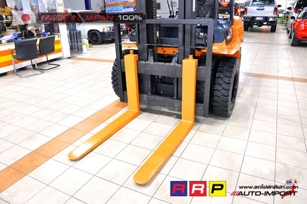 ขายรถโฟล์คลิฟท์มือสอง TOYOTA รุ่น 7FDA40-18972 นำเข้าจากประเทศญี่ปุ่น 100\% ไม่เคยใช้งานในไทย