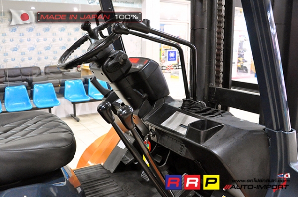 ขายรถโฟล์คลิฟท์มือสอง TOYOTA รุ่น 7FDA40-18972 นำเข้าจากประเทศญี่ปุ่น 100\% ไม่เคยใช้งานในไทย