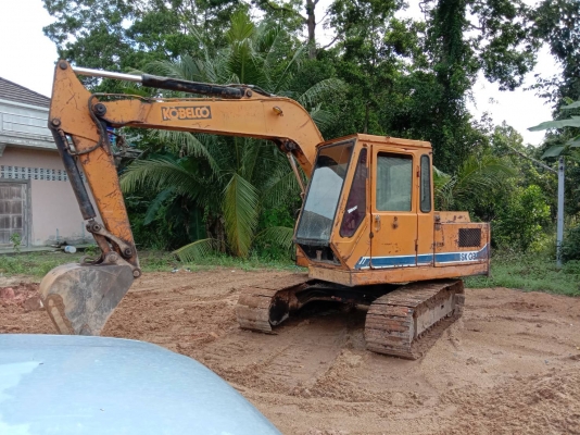 มีVDOขายคู่6ล้อท้ายลาดไม่มีเล่มทะเบียนKOBELCO SK03 สภาพสวยๆใช้งานได้เลยราคา 450,000