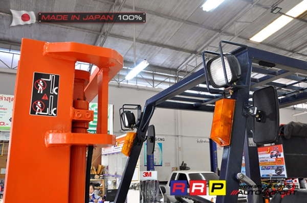 ขายรถโฟล์คลิฟท์มือสอง TOYOTA รุ่น 5FG20-10920 นำเข้าจากประเทศญี่ปุ่น 100\% ไม่เคยใช้งานในไทย