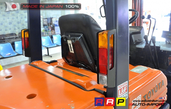 ขายรถโฟล์คลิฟท์มือสอง TOYOTA รุ่น 5FG20-10920 นำเข้าจากประเทศญี่ปุ่น 100\% ไม่เคยใช้งานในไทย