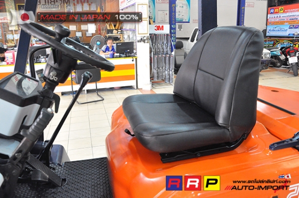 ขายรถโฟล์คลิฟท์มือสอง TOYOTA รุ่น 5FG20-10920 นำเข้าจากประเทศญี่ปุ่น 100\% ไม่เคยใช้งานในไทย