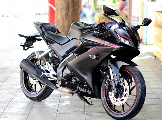 ALL NEW R15 สีดำ เครื่องยนต์ตัวใหม่ 155 cc โช้คหน้าอัฟไซต์ดาว มีเล่มเอกสารครบ 57900