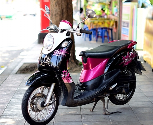 Fino สีชมพูดำ เครื่องเดิมๆ ชุดสีพอใช้  13900