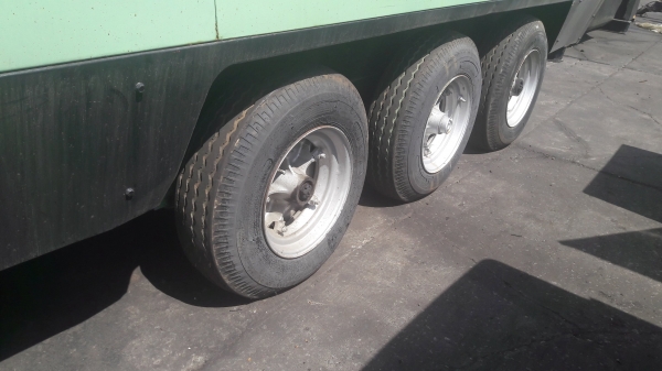 ขายปั้มลม SULLAIR รุ่น H1300DTQ เครื่อง CAT 3406T 475 แรงม้า ลม 10.3 บาร์ 1300 cfm 150PSIG ปั้มลมสกรูสภาพสวย นำเข้าจากญี่ปุ่น ขายถูกครับ เน้นโทร.084-5424150