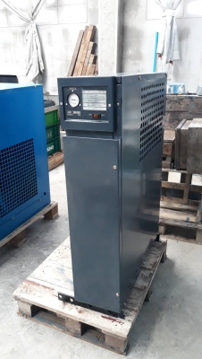 ขายแอร์ดรายเออร์เครื่องทำลมแห้งใช้กับปั๊มลมสกรู 10 -20แรง รับประกัน 1ปี พร้อมใช้งาน