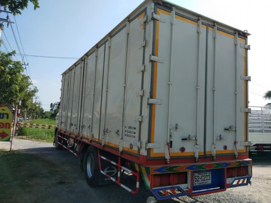 6ล้อ HINO. FG8JRLA ตู้10บาน ปี2013 ตู้ยาว 7.50เมตร 6ล้อ HINO. FG8JRLA ตู้10บาน ปี2013 ตู้ยาว 7.50เมตร