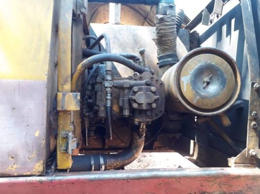 ขายด่วน KOMATSU PC200-5 สภาพสวยพร้อมใช้งาน เครื่องปั้มเดิม รถทำงานได้ปกติ โซ่ช่วงล่างพร้อมใช้งาน สนใจสอบถาม 093 0764943  K ตั้ม